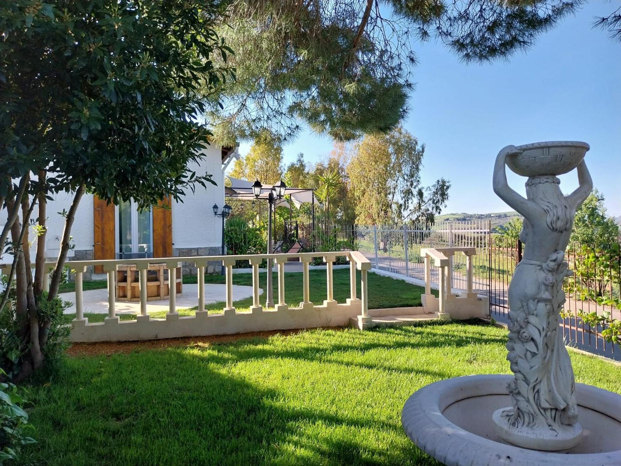 Casa Lachesi Caccamo المظهر الخارجي الصورة